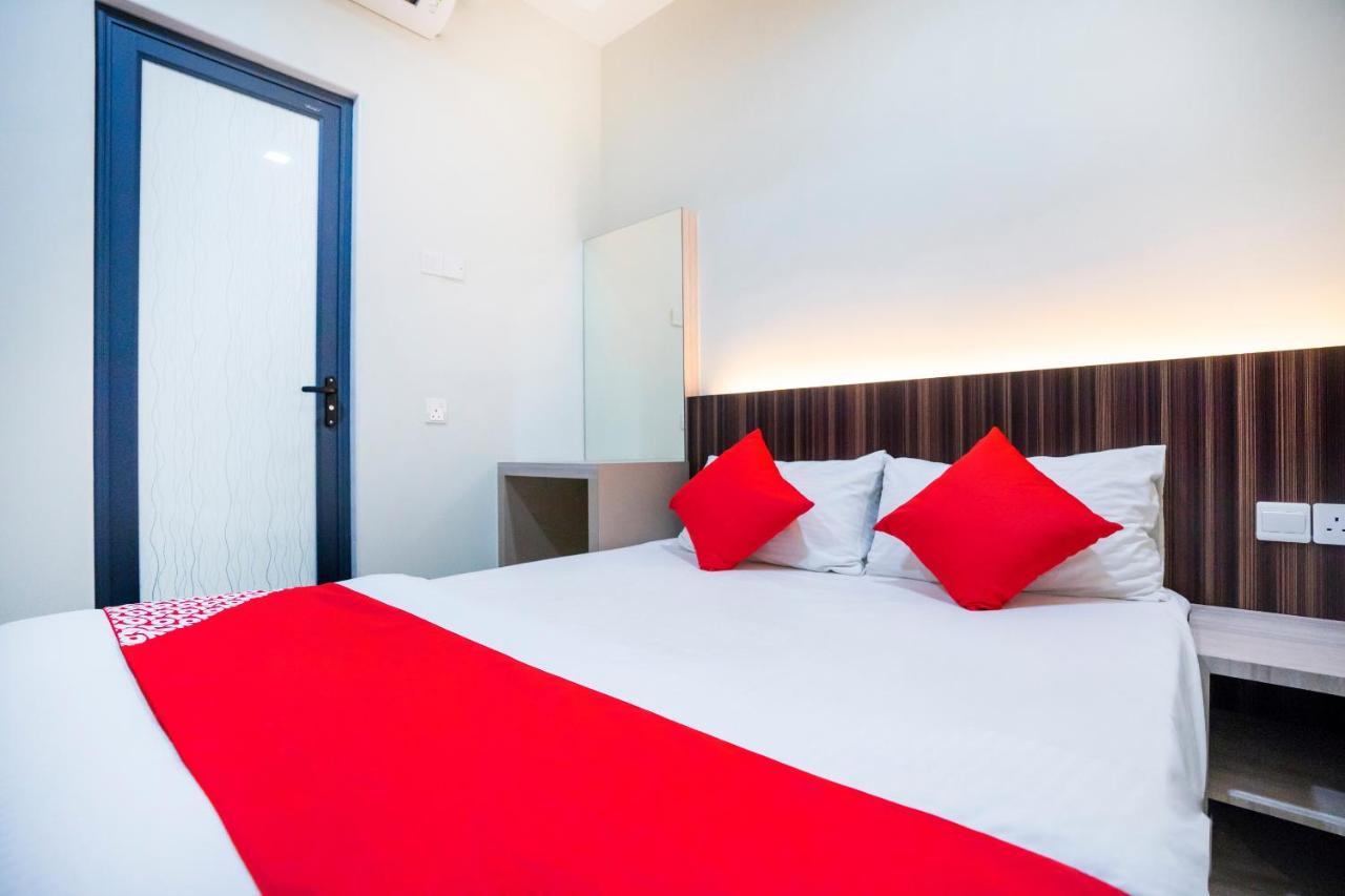 Hope Hotel Джохор Бахру Екстериор снимка