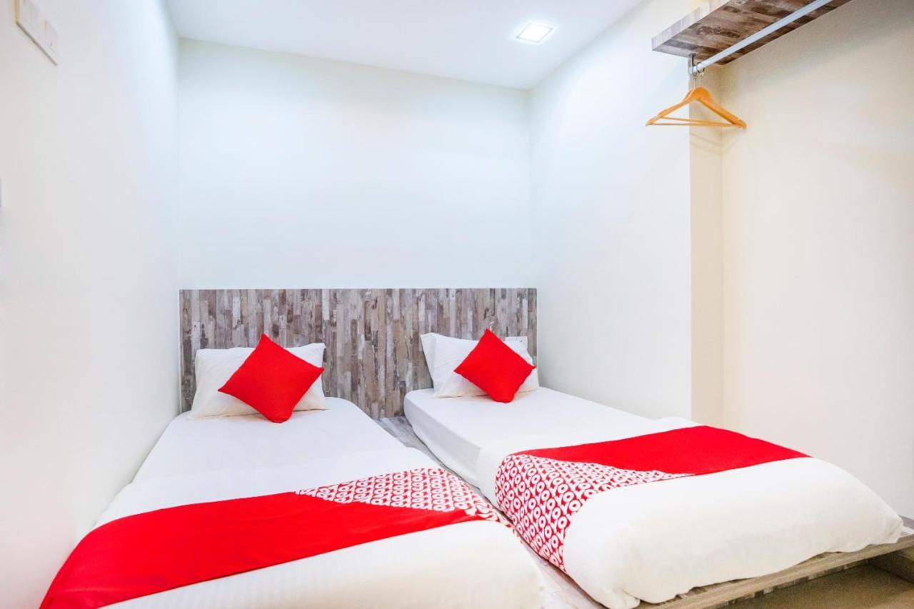 Hope Hotel Джохор Бахру Екстериор снимка