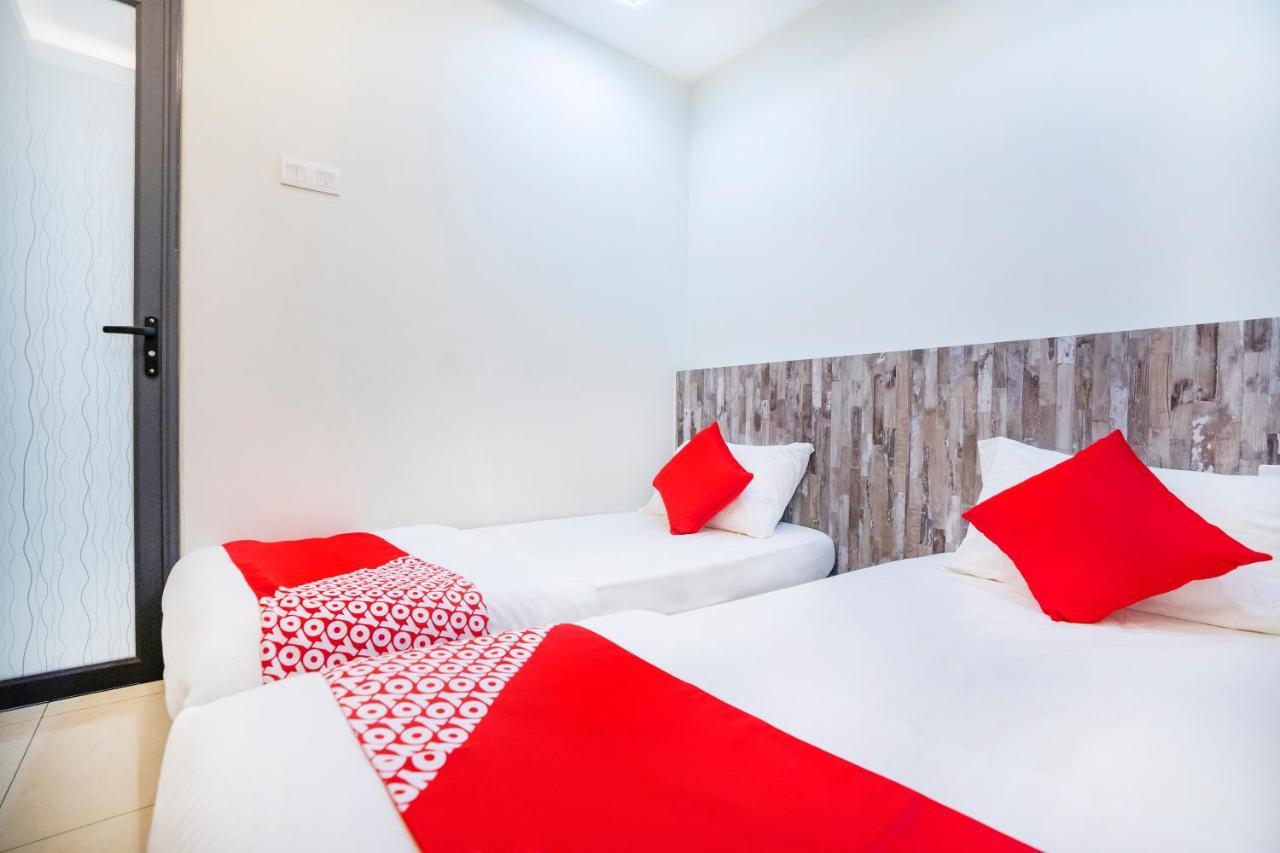 Hope Hotel Джохор Бахру Екстериор снимка