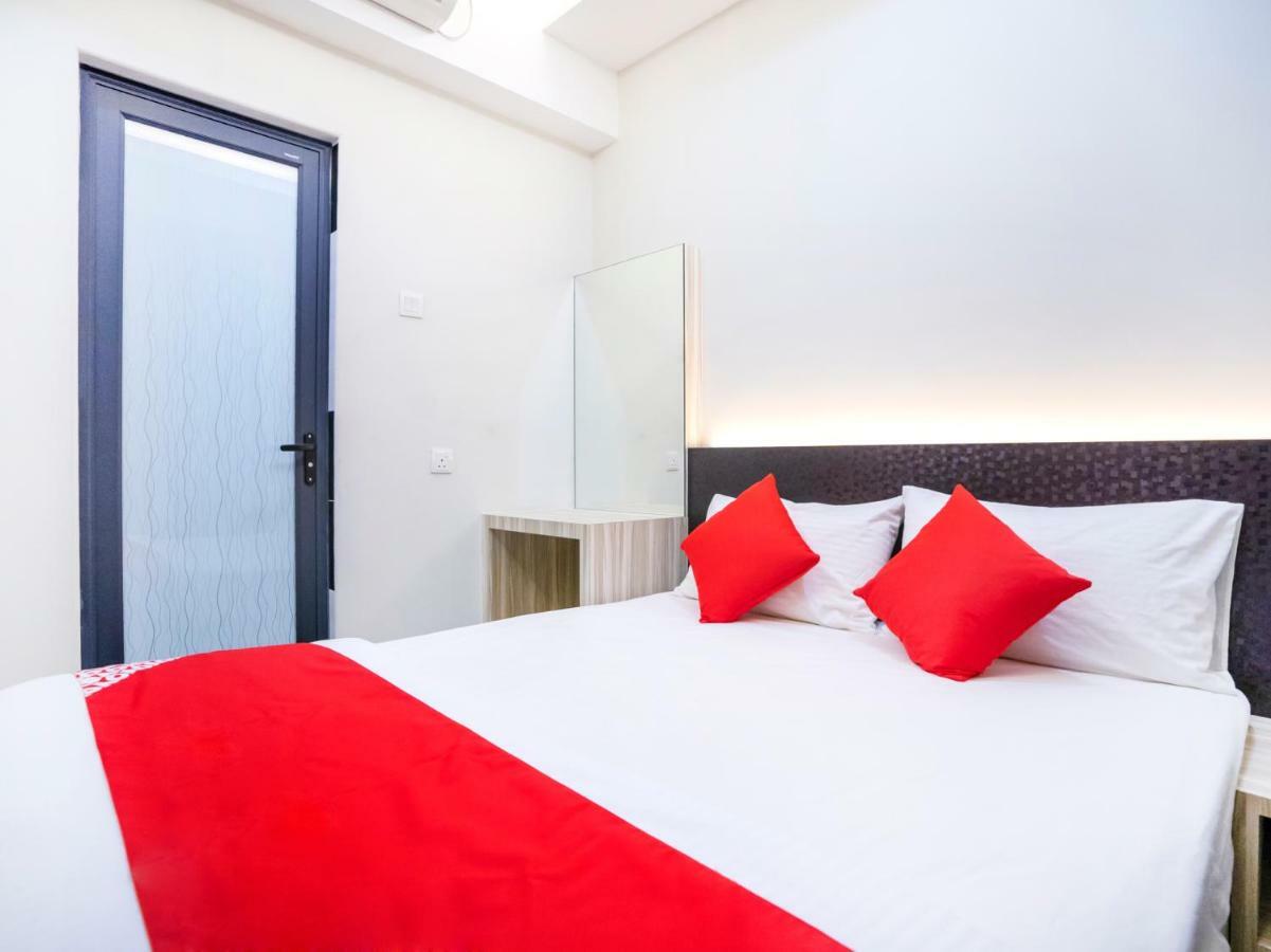 Hope Hotel Джохор Бахру Екстериор снимка