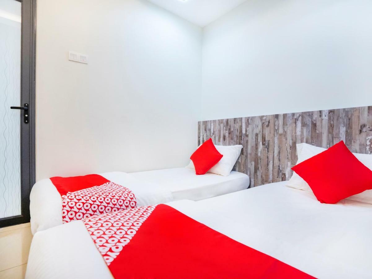 Hope Hotel Джохор Бахру Екстериор снимка