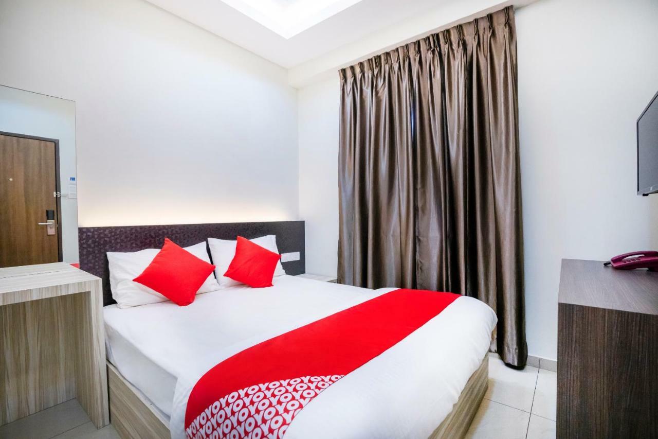 Hope Hotel Джохор Бахру Екстериор снимка