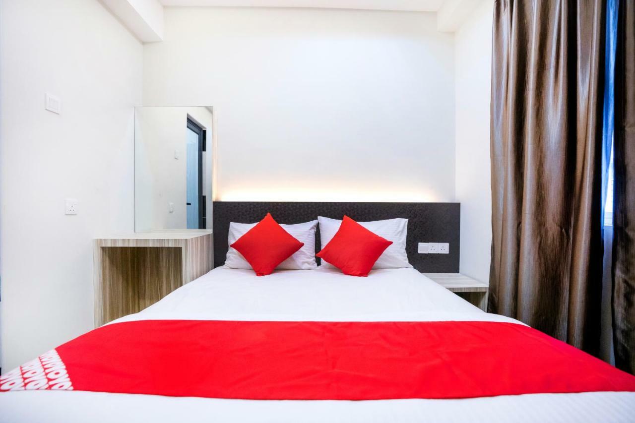 Hope Hotel Джохор Бахру Екстериор снимка